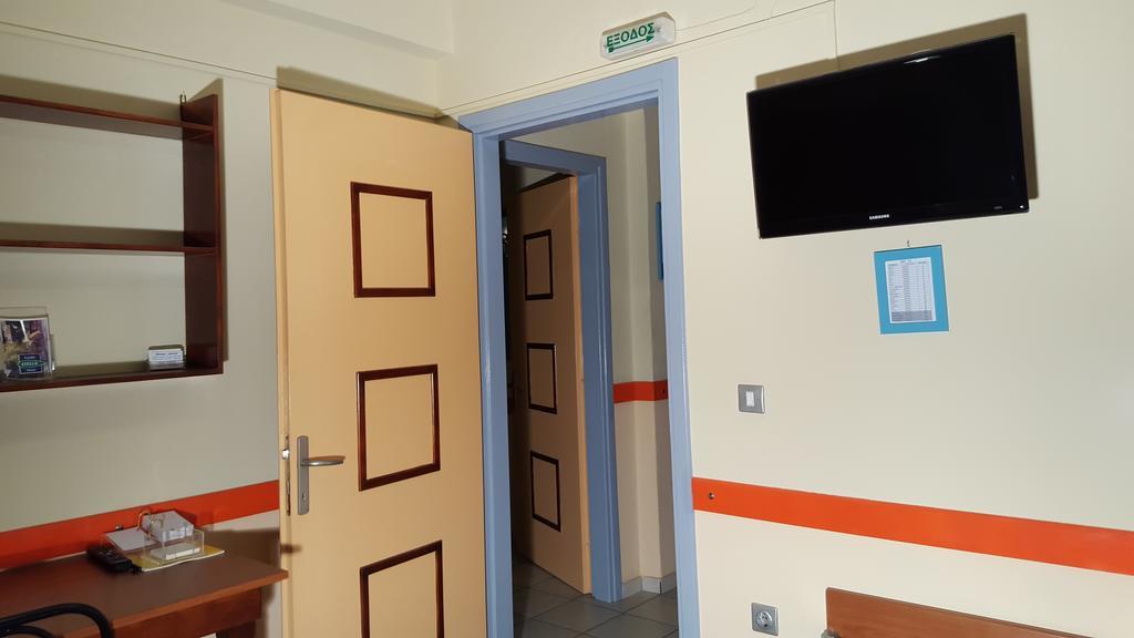 Stella Family Apartments Sindos Room photo